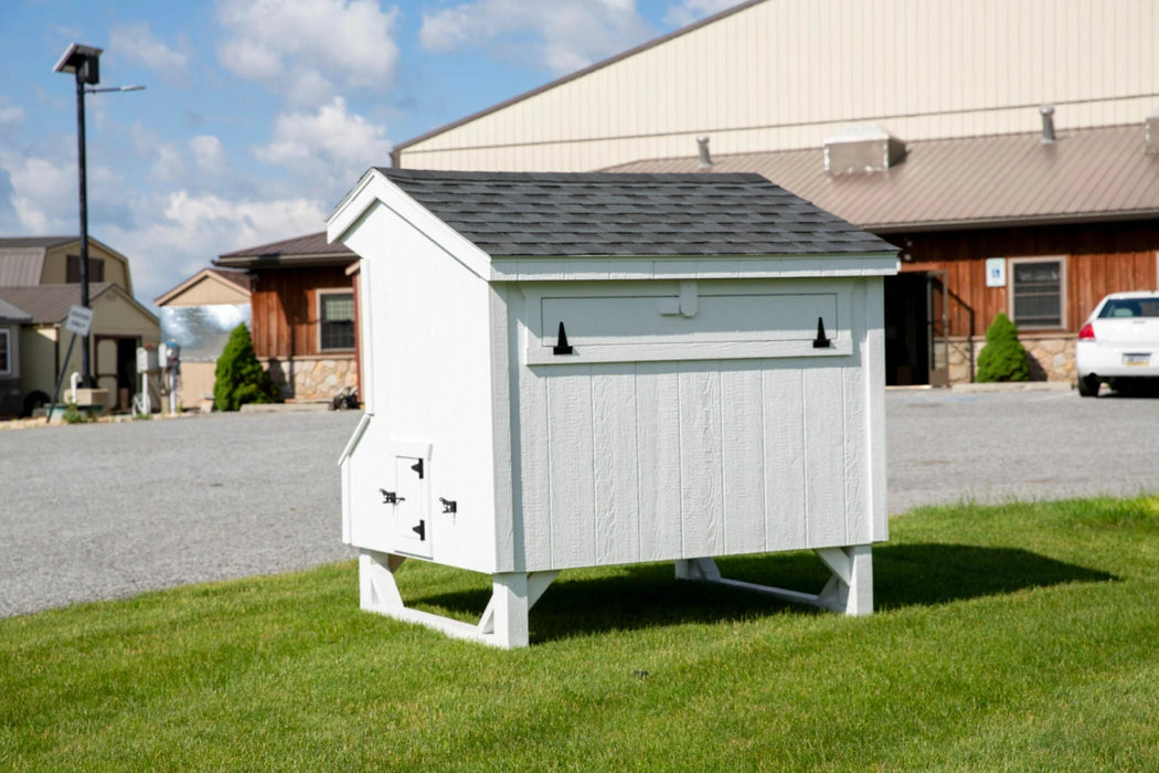 Amish Built 4×6 Quaker Chicken Coop – White/White - The Henhouse Collection - Pet Houses Direct